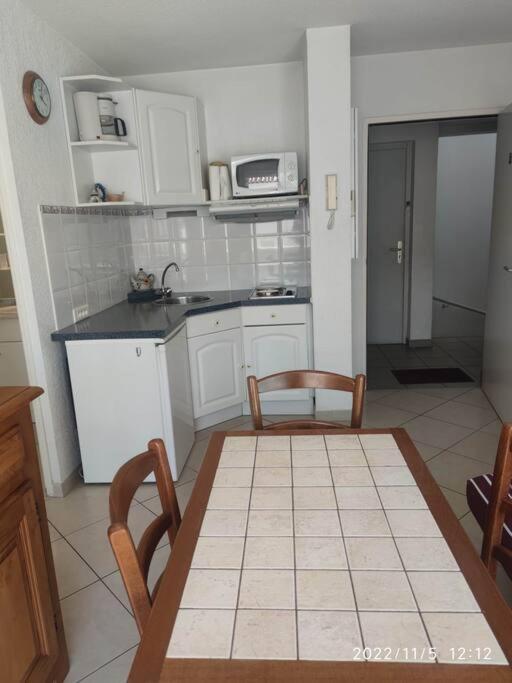 T2 Clim Avec Terrasse Et Place De Parking Privative Balaruc-les-Bains Kültér fotó