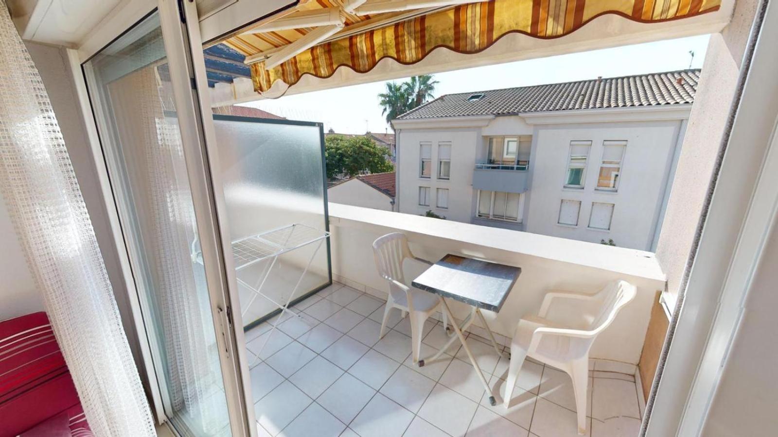 T2 Clim Avec Terrasse Et Place De Parking Privative Balaruc-les-Bains Kültér fotó